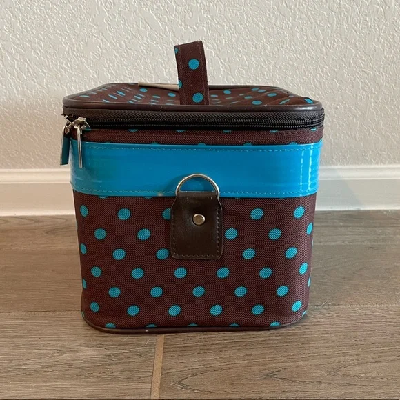 J Garden Makeup Bag - Picture 4 of 7